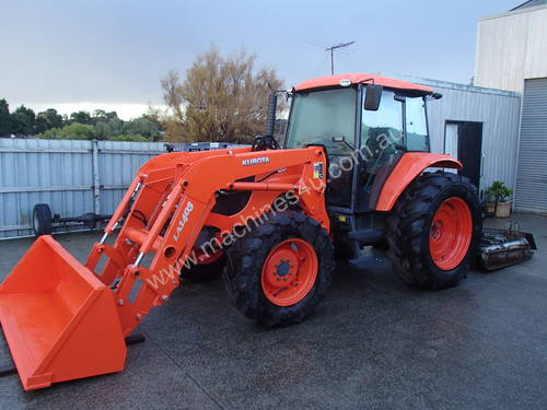 kubota M108s 2011 tractor with front end loader