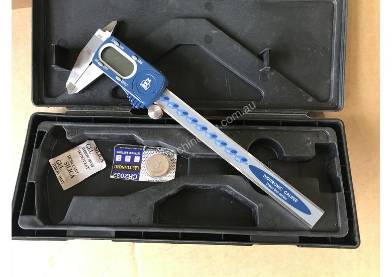 Used Moore & Wright Moore Wright Digital Vernier Calipers 11015DBL