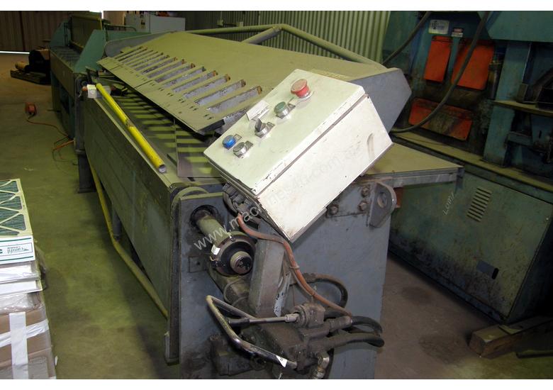 caption Hydraulic Folder