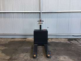 Electric Forklift Walkie Pallet WP Series 2009 - picture2' - Click to enlarge