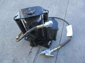 Grip Air/hydraulic Bottle Jack - picture0' - Click to enlarge