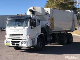 2013 Iveco Acco 2350 - picture2' - Click to enlarge