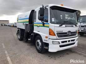 2014 Hino 500 1628 FG8J - picture0' - Click to enlarge
