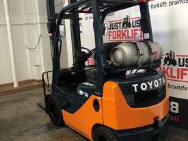 TOYOTA FORKLIFTS 32-8FG18 15003 - picture0' - Click to enlarge