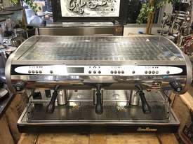 SAN MARINO LISA R 3 GROUP CHROME WITH BLACK BASE ESPRESSO COFFEE MACHINE - picture2' - Click to enlarge
