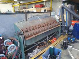 Hydraulic Pan Brake Folder - picture0' - Click to enlarge