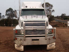 Sterling AT9500 Primemover Truck - picture0' - Click to enlarge