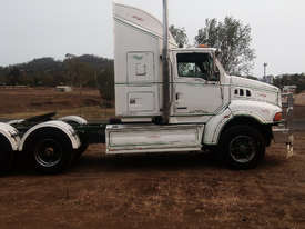Sterling AT9500 Primemover Truck - picture2' - Click to enlarge