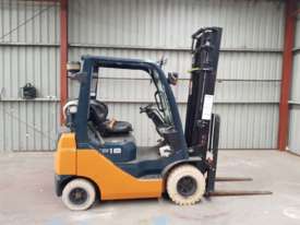 Toyota 32-8FG18 Forklift - picture0' - Click to enlarge