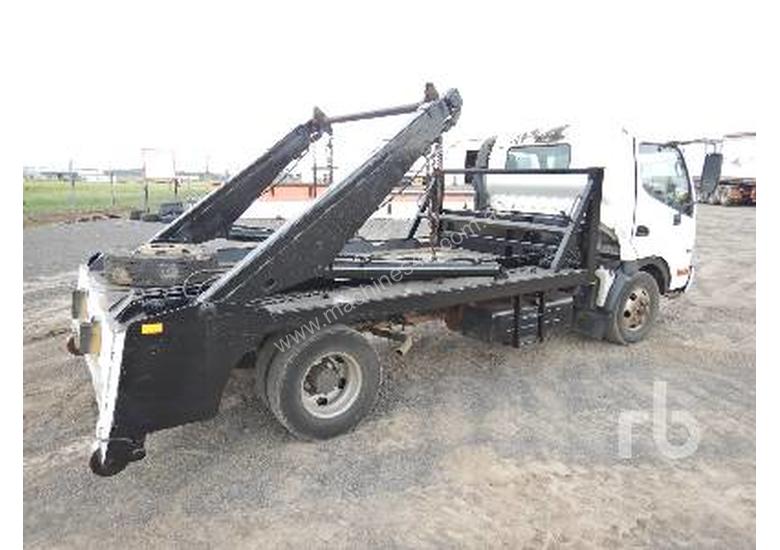 Buy Used 2008 Hino HINO 816 Skip Truck Hooklift/Bi Fold Trucks in