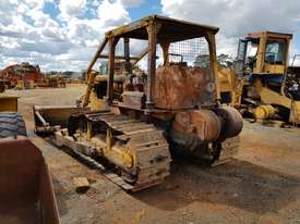 1971 Caterpillar D6C Bulldozer *DISMANTLING* - picture2' - Click to enlarge