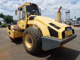 2005 Bomag BW214DH Smooth Drum Vibratory Roller - picture2' - Click to enlarge