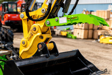 IMPACT Hydraulic Thumb Attachments