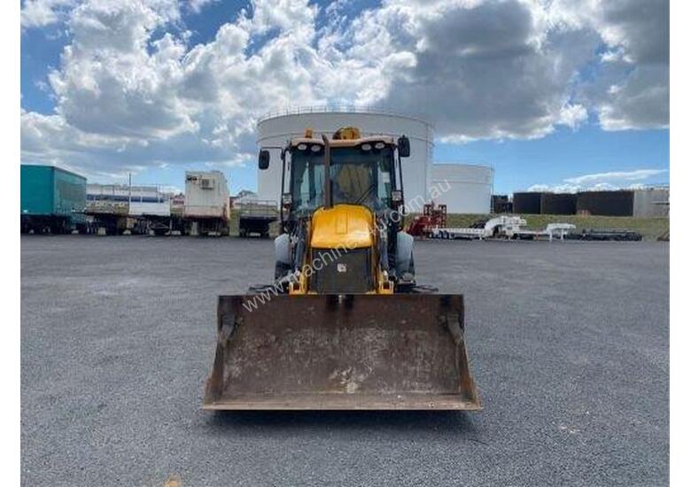 caption 2011 JCB 3CX CLASSIC U3943