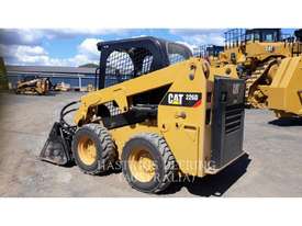 CATERPILLAR 226D Skid Steer Loaders - picture1' - Click to enlarge