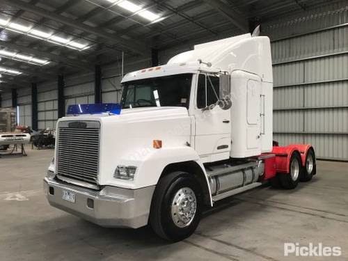 1996 Freightliner FL112