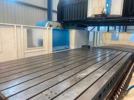 CNC DOUBLE COLUMN BRIDGE MILL JONFORD  4100 PH LOW HOURS - picture0' - Click to enlarge