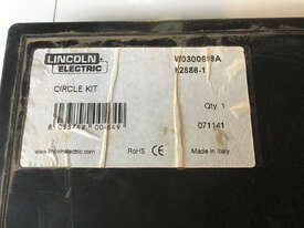 Lincoln Electric Circle Cutting Kit W0300699A - picture1' - Click to enlarge