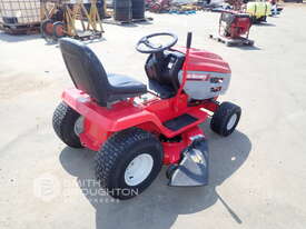 YARD MACHINE 180 RIDE ON LAWN MOWER - picture1' - Click to enlarge