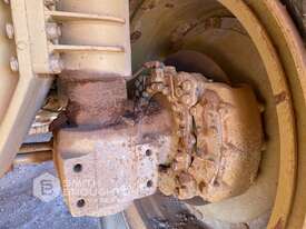 2002 CATERPILLAR 777D OFF HIGHWAY DUMP TRUCK - picture2' - Click to enlarge