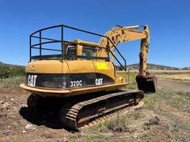 CAT 320C excavator - picture0' - Click to enlarge