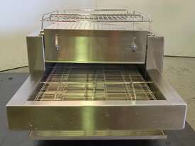 Woodson W.CVS.M.25 C/Top Conveyor Oven - picture1' - Click to enlarge