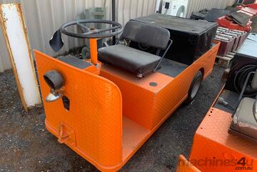 Taylor Dunn   Warehouse Vehicle