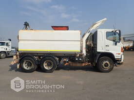 2011 HINO FM500 6X4 WATER TRUCK - picture0' - Click to enlarge