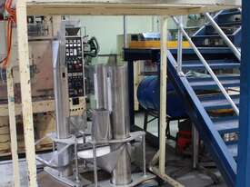 Vertical Form Fill and Seal Machine  - picture0' - Click to enlarge