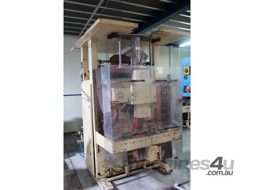 Vertical Form Fill and Seal Machine 