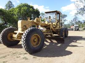 Caterpillar grader - picture0' - Click to enlarge