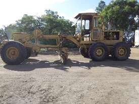 Caterpillar grader - picture1' - Click to enlarge