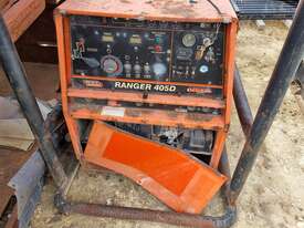 Lincoln 405D Welder/Generator - picture0' - Click to enlarge