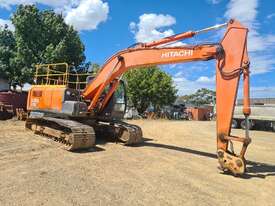 Hitachi 20 tonne excavator for sale - picture0' - Click to enlarge