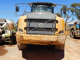 VOLVO ARTICULATED WATER CART - picture0' - Click to enlarge