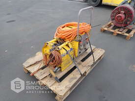 PALLET COMPRISING OF 3 X WELDERS - picture1' - Click to enlarge