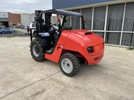 Mammut H25 4WD Rough Terrain Forklift - picture1' - Click to enlarge