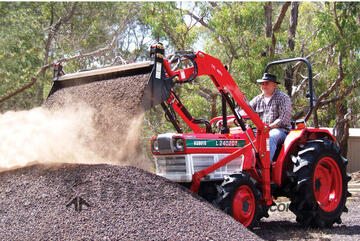 Kubota 28hp 4WD Diesel Tractor + FEL + Backhoe