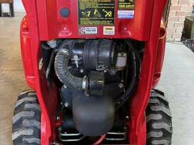 Dingo Mini Loader - picture2' - Click to enlarge