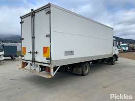 2008 Nissan UD MKB37A - picture2' - Click to enlarge