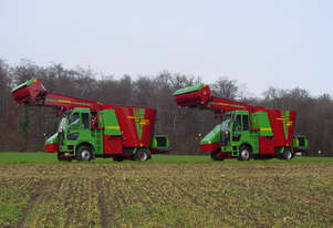 Strautmann Verti-Mix Double Auger Self-Propelled Mixer