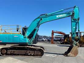 Kobelco SK200-8 - picture0' - Click to enlarge