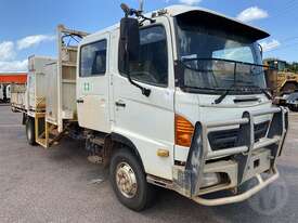 Hino FD1J - picture0' - Click to enlarge