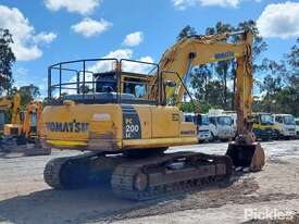 Komatsu PC200LC-8 - picture2' - Click to enlarge