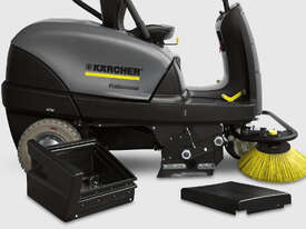 Karcher Brand New - Indoor/Outdoor Ride On Sweeper - picture2' - Click to enlarge