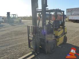  YALE GDP30TK FORKLIFT - picture0' - Click to enlarge