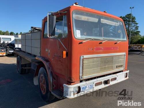 1981 International ACCO 1710C