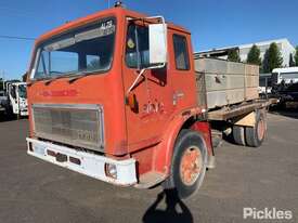 1981 International ACCO 1710C - picture0' - Click to enlarge