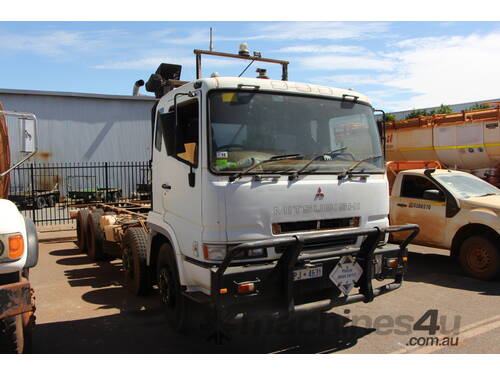 2001 MITSUBISHI FS500 CAB CHASSIS