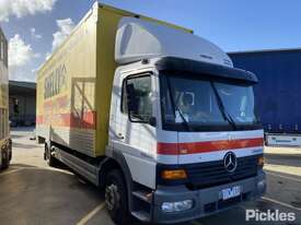 2004 Mercedes-Benz Atego - picture2' - Click to enlarge